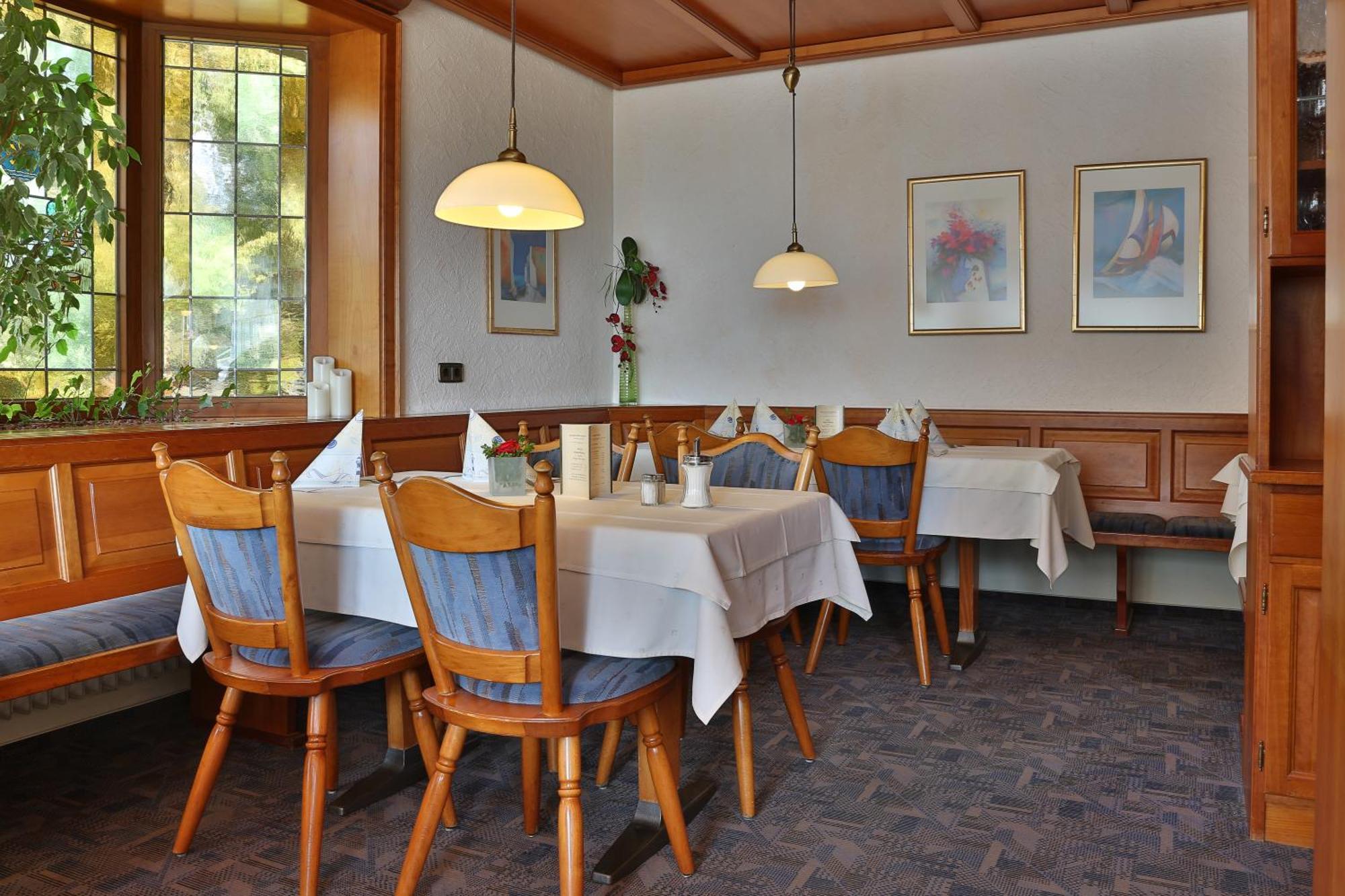Hotel-Restaurant Schwedi Лангенарген Екстериор снимка