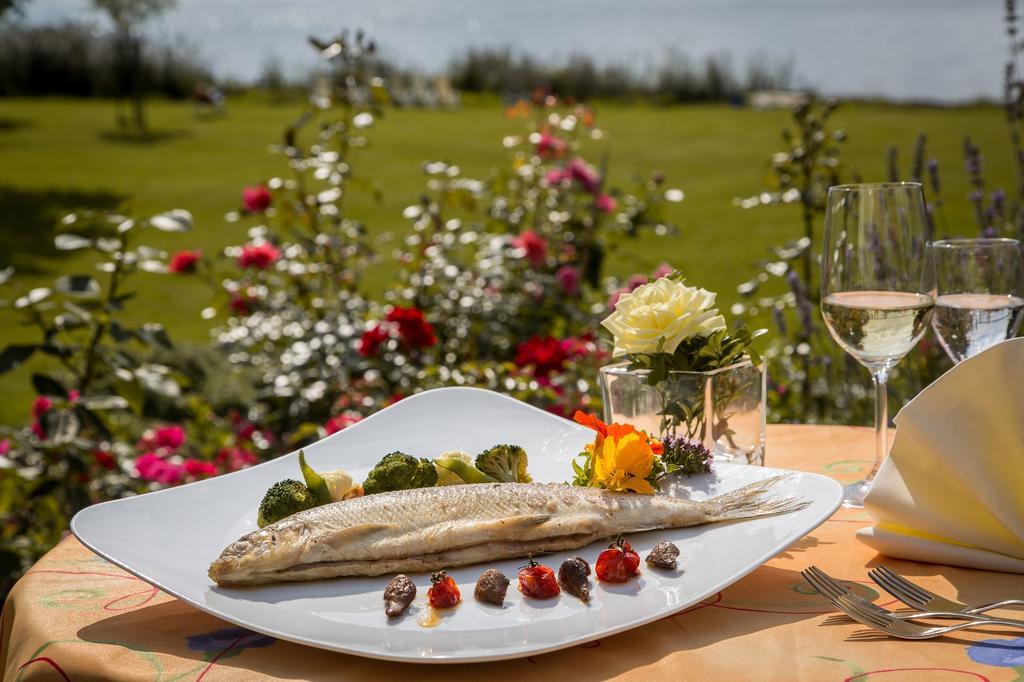 Hotel-Restaurant Schwedi Лангенарген Екстериор снимка