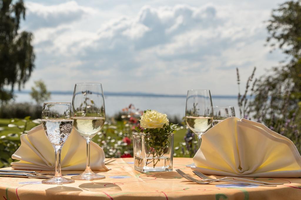 Hotel-Restaurant Schwedi Лангенарген Екстериор снимка